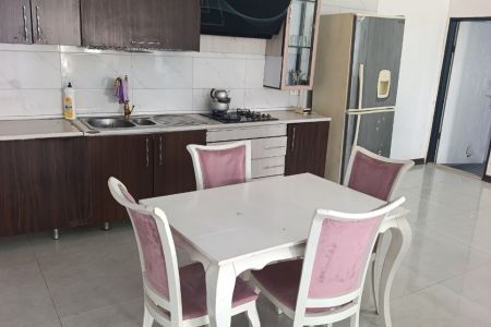 ویلا استخردار در چهارباغ - کهریزک