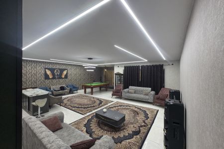 ویلا با استخرو جکوزی در ملارد - مارلیک