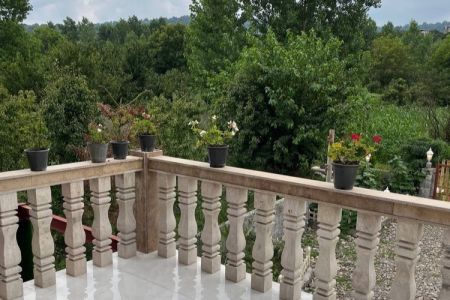 کلبه سوئیسی در بابلکنار - هلی خال