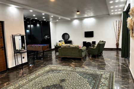 ویلا استخردار در چهارباغ - ملک آباد