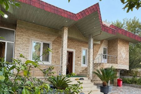 ویلا استخردار در چالوس - فرج آباد