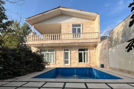ویلا استخردار در چهارباغ - ابراهیم آباد