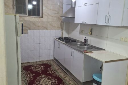 سوئیت نزدیک بلوار نواب اسلامشهر - همکف