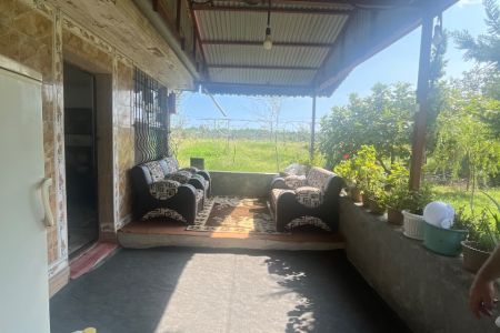 خانه ویلایی با ایوان دلباز در چوبر - ویزنه