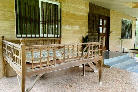 ویلا با حیاط دلباز در خاجان رشت