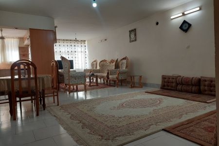 خانه مبله در خیابان جی اصفهان - همکف