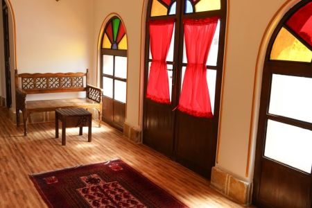 بومگردی در باغستان علیا فردوس - گلبانو