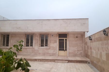 خانه ویلایی در جاده محلات - نخجیروان
