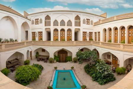 بوتیک هتل در کاشان - طبقه ۳ - ۱۱۱