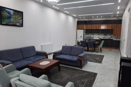 ویلا استخردار در چهارباغ - شهرک کامرانیه