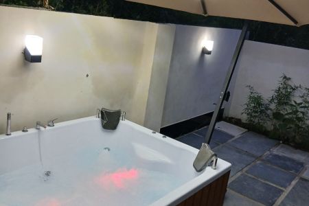 کلبه جکوزی دار در کتالم رامسر - میانهاله