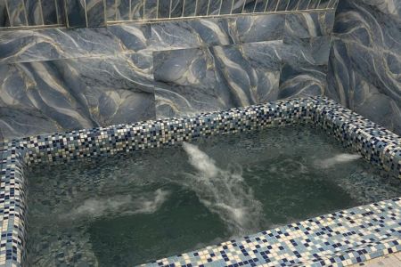 کلبه سوئیسی جکوزی دار در محمودآباد - اهلم