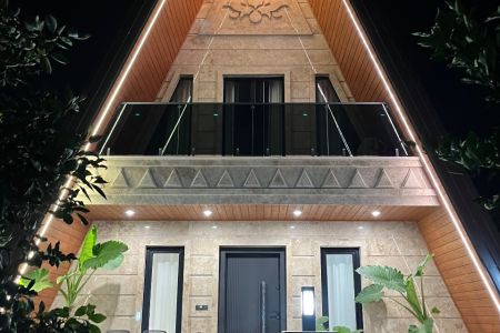 ویلا تراس دار با معماری سوئیسی در رامسر