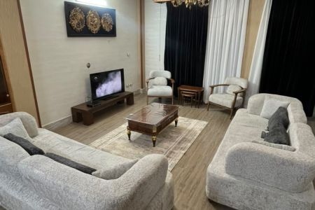 خانه مبله در اصفهان - کوی ولیعصر - طبقه ۲