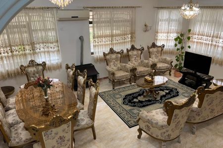 ویلا نزدیک تله کابین رامسر - سفید تمشک