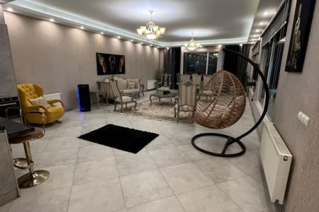 اجاره ویلا استخردار در رودهن - مهرآباد