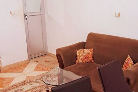 سوئیت نقلی در رشت - حمیدیان - همکف