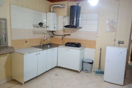مهمانپذیر در مشهد - یکخوابه - طبقه اول