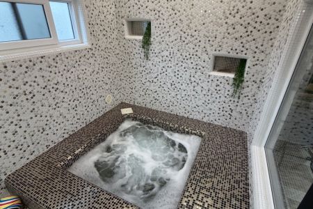 کلبه سوئیسی جکوزی دار در هچیرود