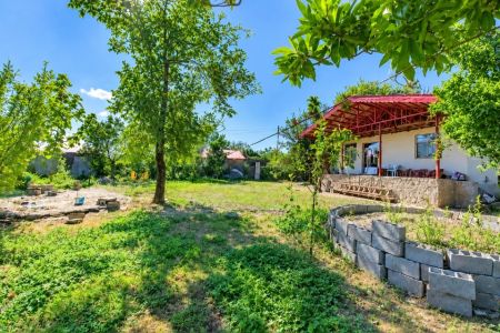 خانه ویلایی در سنگر - سراوان