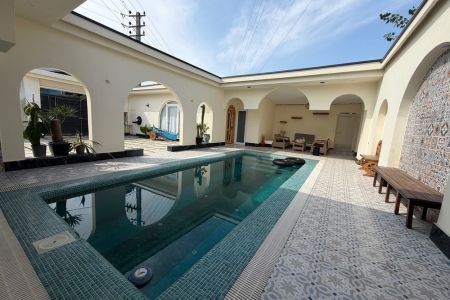 ویلای نقلی با استخر و سونا در نوشهر