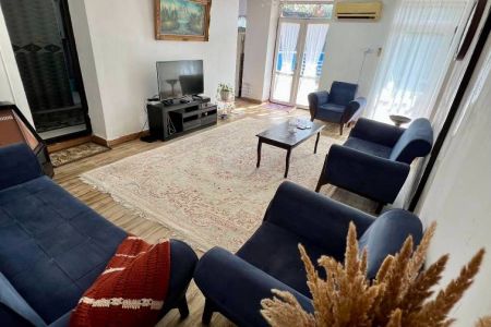 خانه ویلایی استخردار در رشت - فلکده