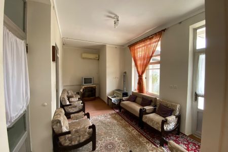 سوئیت در گرجی محله ساری - همکف