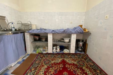 سوئیت در گرجی محله ساری - همکف