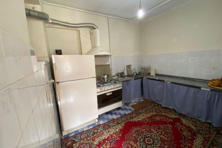 سوئیت در گرجی محله ساری - همکف