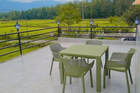 کلبه سوئیسی با استخر و جکوزی در سیدمحله