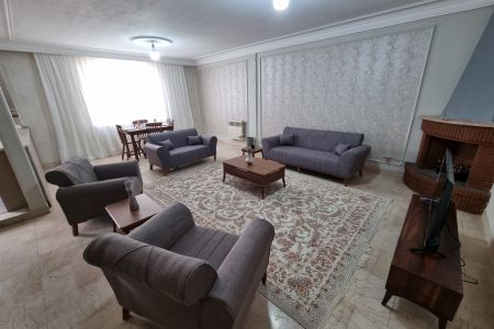 آپارتمان در تهران - بلوار فرحزادی شمال- طبقه۳