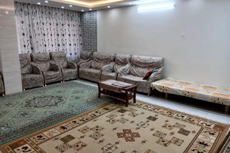 خانه با حیاط خلوت در اصفهان - رباط - همکف
