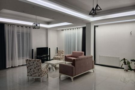 ویلا دو طبقه استخردار در چاف
