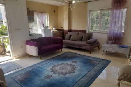 خانه مبله در در بلوار کازینو رامسر - طبقه سوم