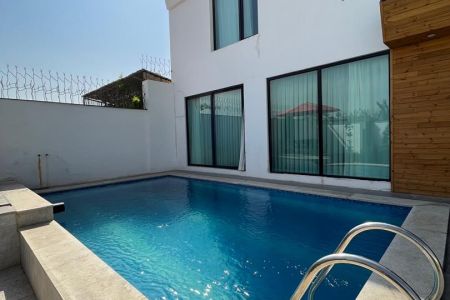 Four-Bedroom Duplex Villa with Pool in Ramjin