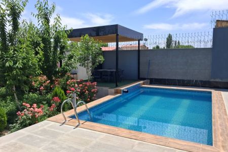Four-Bedroom Duplex Villa with Pool in Ramjin