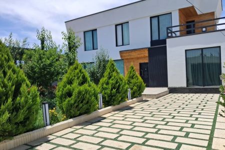 Four-Bedroom Duplex Villa with Pool in Ramjin