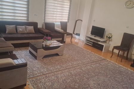 Renting a furnished suite in Hamadan - i high