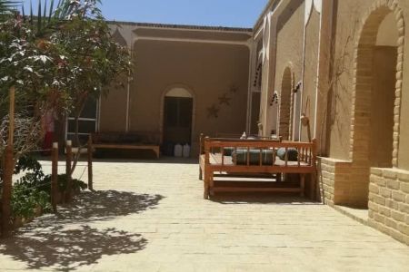 بومگردی در کویر مصر - تیپ ۲