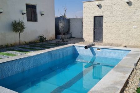ویلا استخردار در چهارباغ - زکی آباد