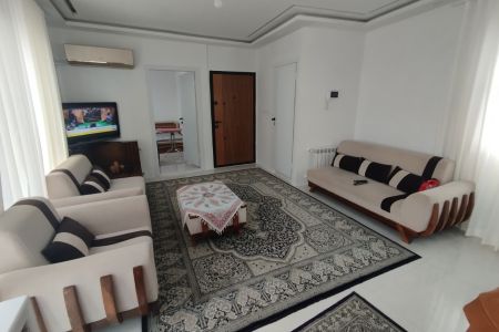 آپارتمان مبله با ویو تالاب در بندرانزلی - طبقه ۴