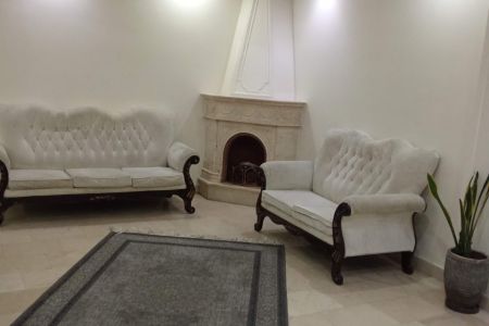 آپارتمان مبله در خیابان جیحون - طبقه چهارم