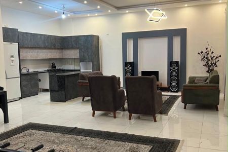 ویلا استخردار در چهارباغ - سنقرآباد