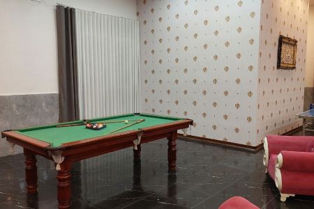 ویلا با استخر روباز و سرسره آبی ملارد - خوشنام