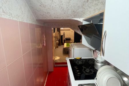سوئیت نقلی در رشت - کوی حسینی - همکف