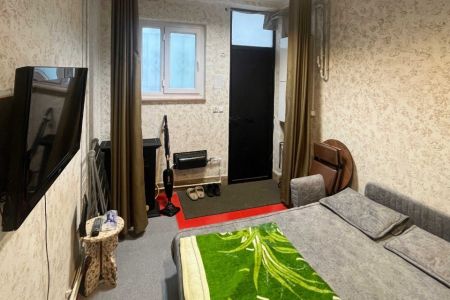 سوئیت نقلی در رشت - کوی حسینی - همکف