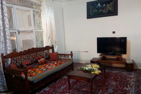 خانه مبله نزدیک چهار راه دلگشا - طبقه سوم