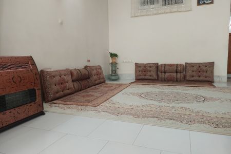 خانه مبله در خیابان جی اصفهان - همکف
