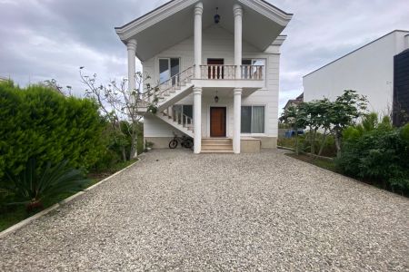 خانه ویلایی در دوجمان هچیرود - همکف