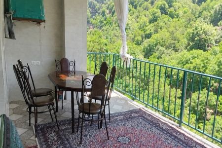 خانه بالکن دار در پاوه - نودشه - طبقه سوم
